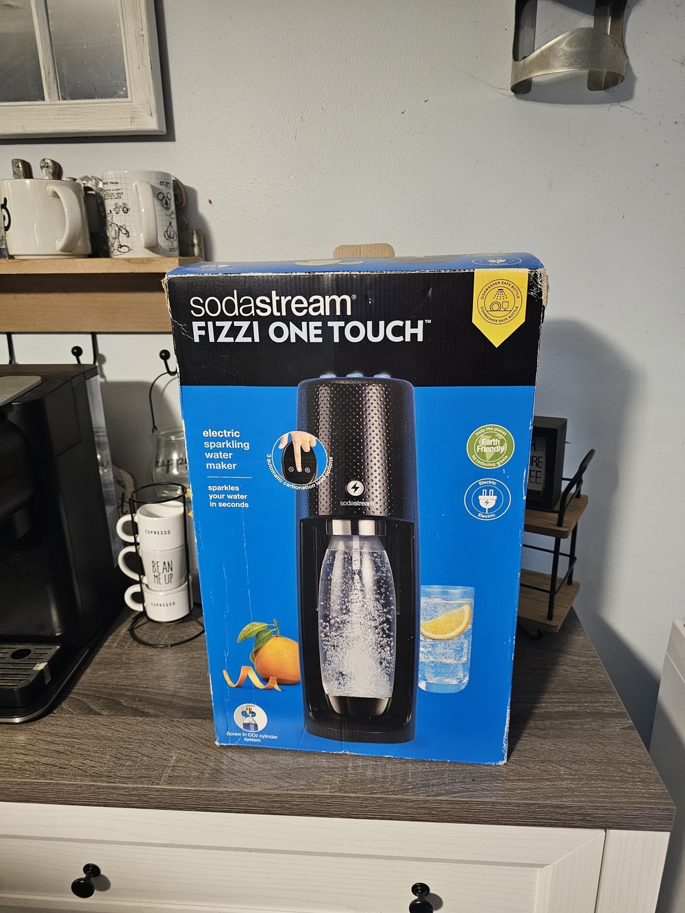 SodaStream Fizzi One Touch Electric Sparkling Water Maker - Black-New